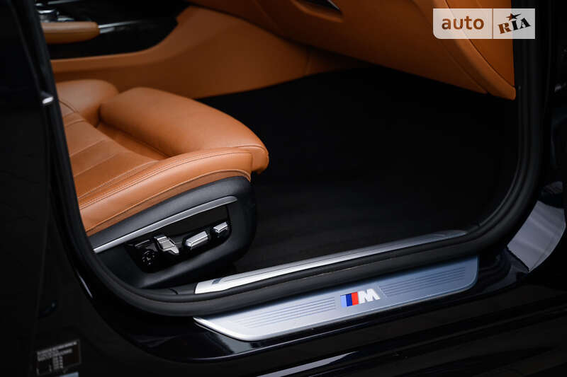 Седан BMW 7 Series 2016 в Ужгороде