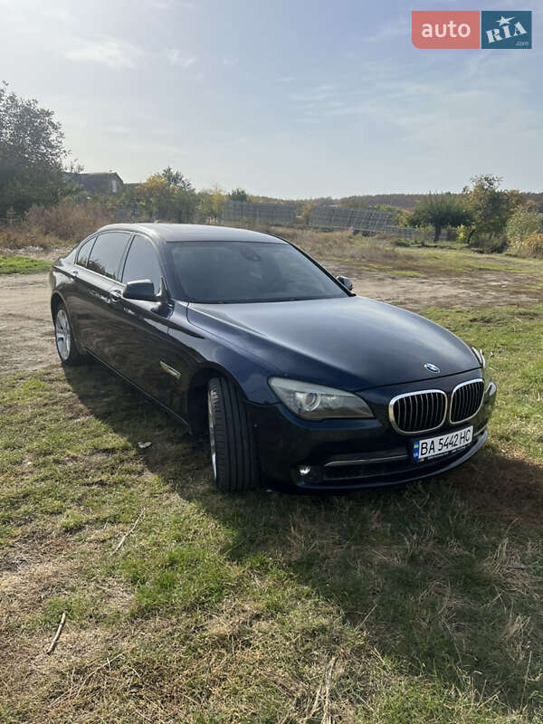 BMW 7 Series 2010