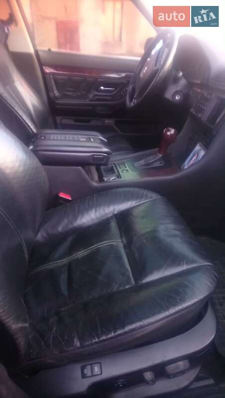 Седан BMW 7 Series 2000 в Ровно