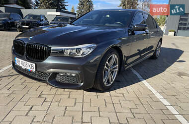 Седан BMW 7 Series 2018 в 