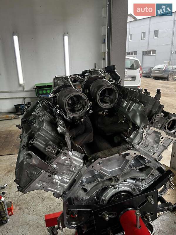Седан BMW 7 Series 2012 в Кривому Розі
