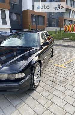 Седан BMW 7 Series 1999 в Килии