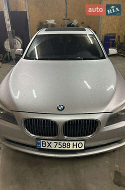 Седан BMW 7 Series 2011 в 
