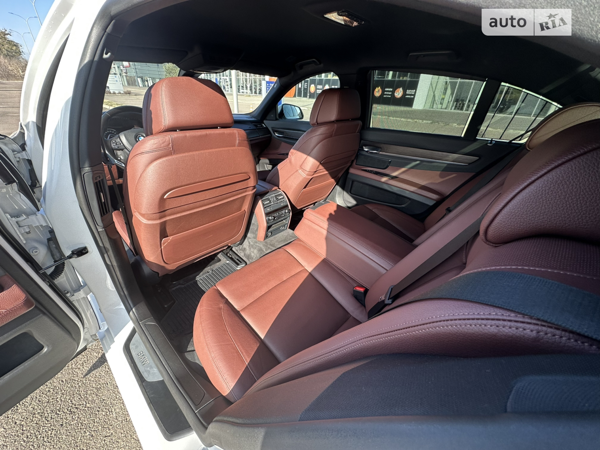2012 BMW 7er - мініатюра 42