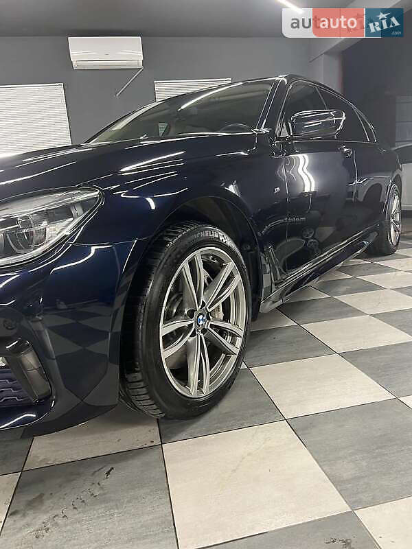 Седан BMW 7 Series 2017 в Одессе