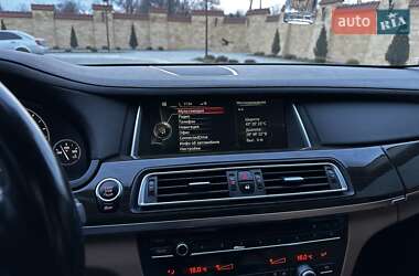 Седан BMW 7 Series 2013 в Измаиле