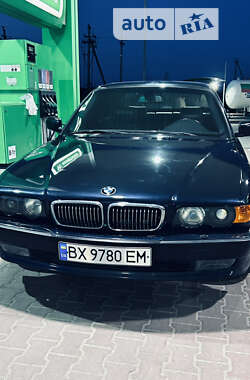Седан BMW 7 Series 2001 в Хмельницком