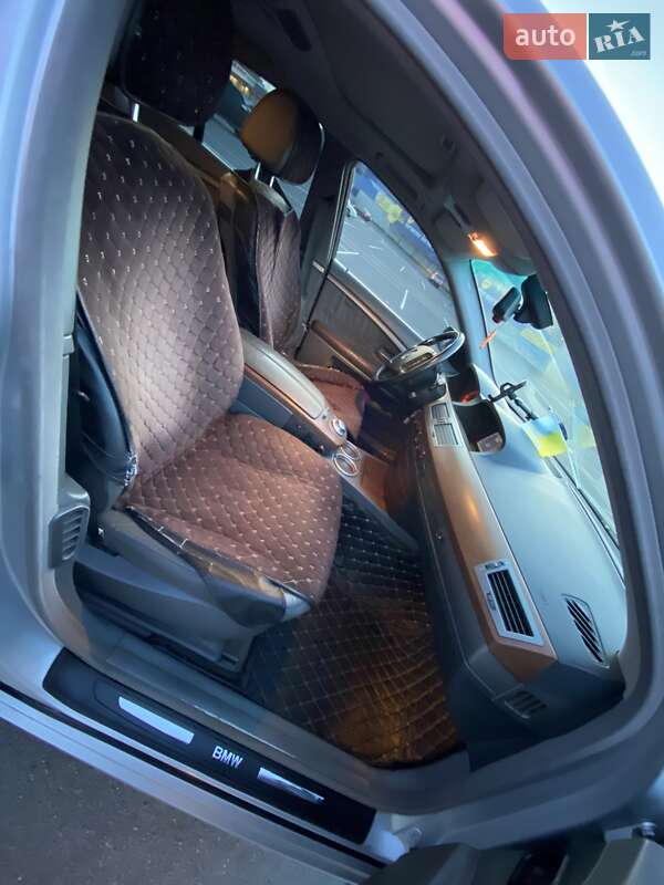 Седан BMW 7 Series 2003 в Черноморске