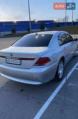 Седан BMW 7 Series 2003 в Черноморске