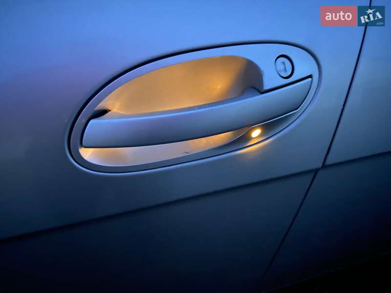 Седан BMW 7 Series 2003 в Черноморске