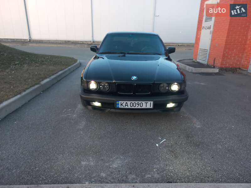 Седан BMW 7 Series 1991 в Борисполі