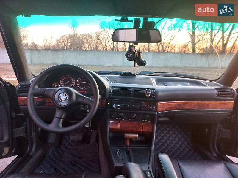 Седан BMW 7 Series 1991 в Борисполі