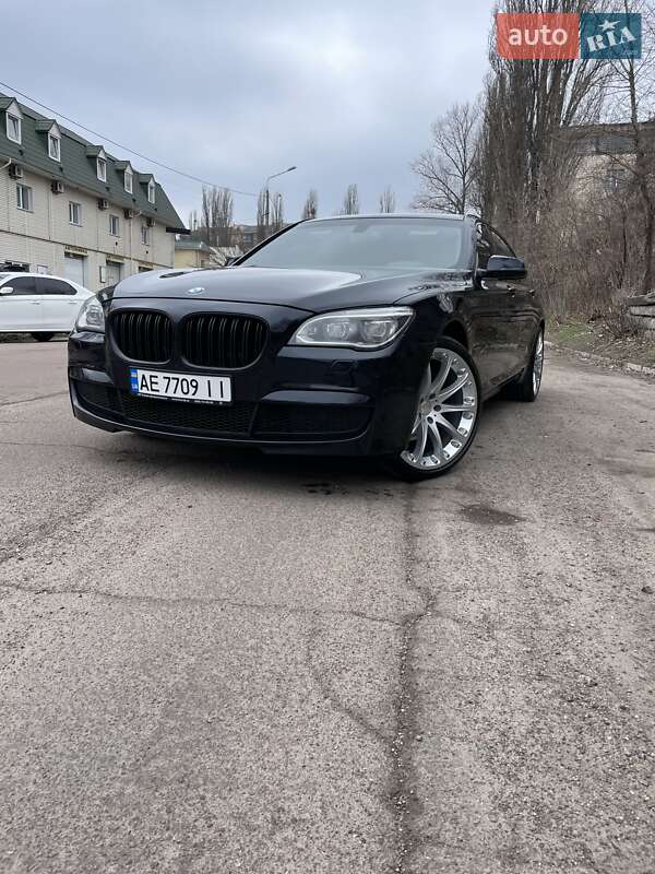 Седан BMW 7 Series 2013 в Киеве