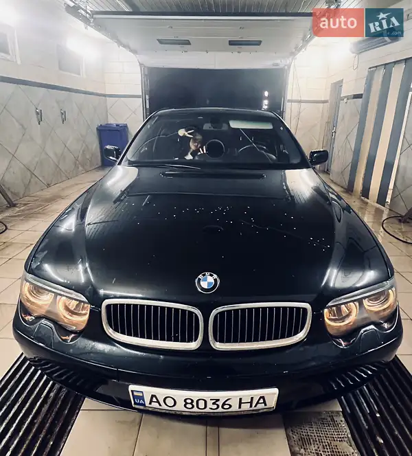 BMW 7 Series 2002