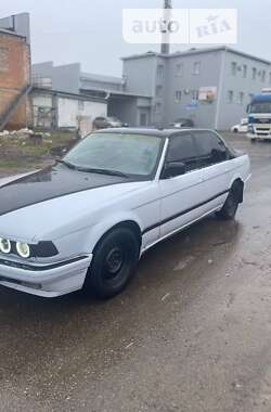 Седан BMW 7 Series 1990 в Прилуках