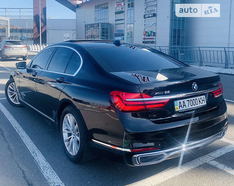 Седан BMW 7 Series 2017 в Киеве