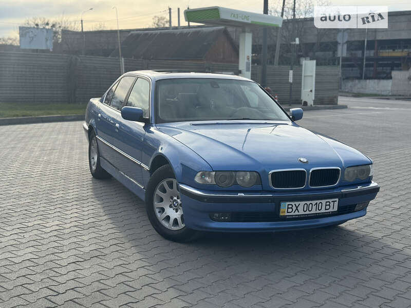 Седан BMW 7 Series 2000 в Хмельницком