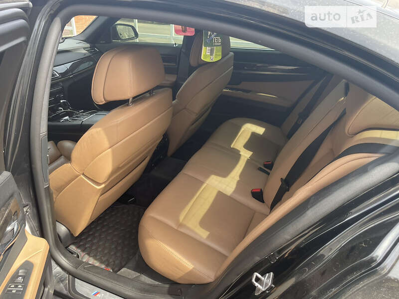 Седан BMW 7 Series 2012 в Одесі