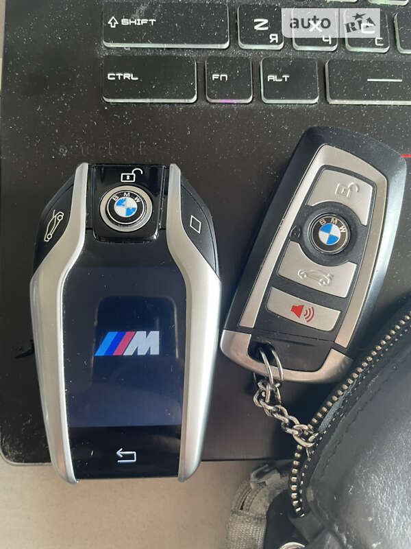 Седан BMW 7 Series 2012 в Одесі