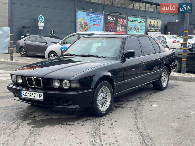 BMW 7 Series 1988