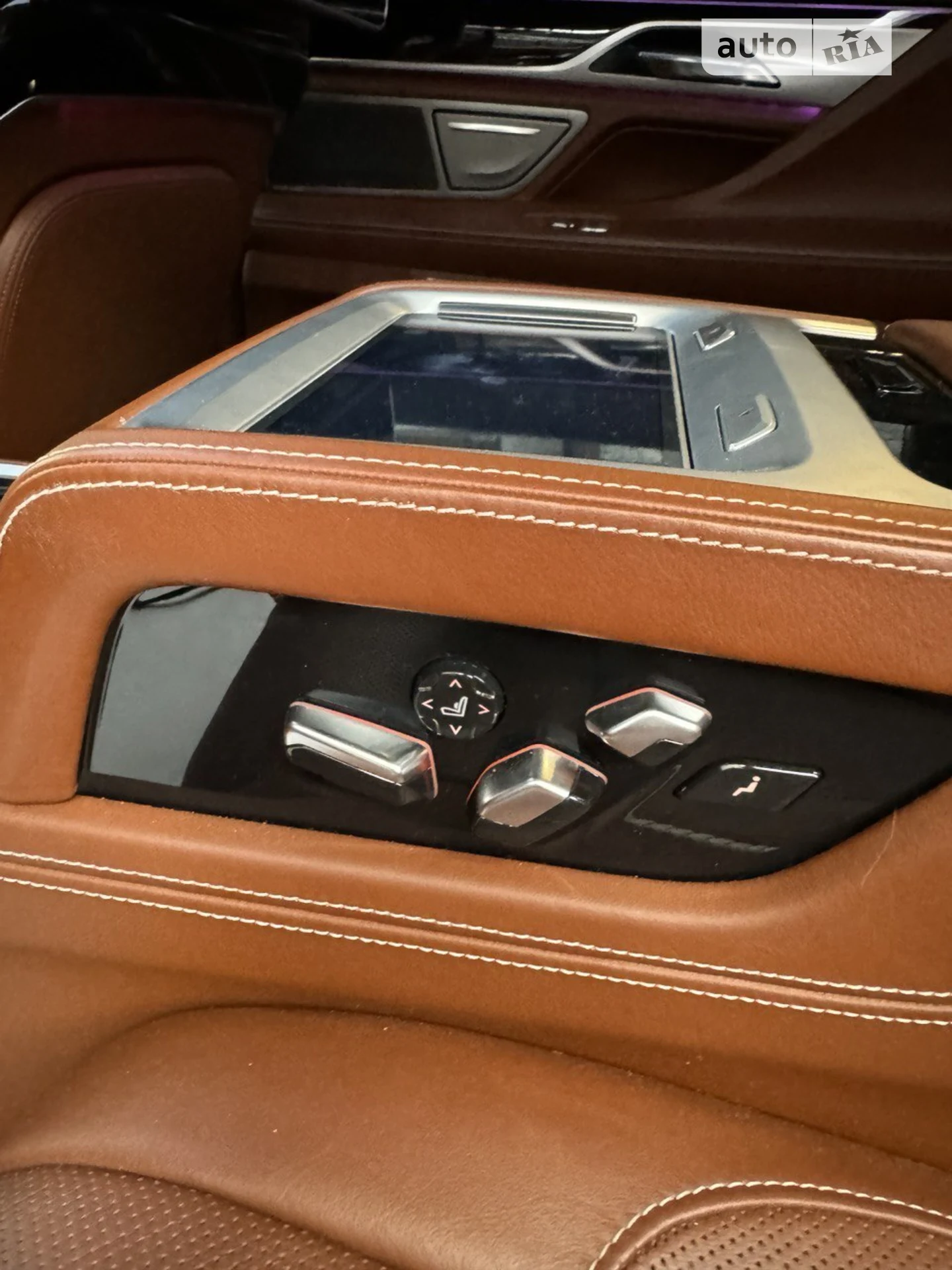 2017 BMW 7er - мініатюра 17