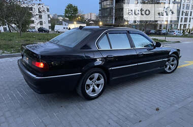 Седан BMW 7 Series 2000 в Львове