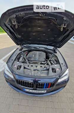 Седан BMW 7 Series 2014 в Умани