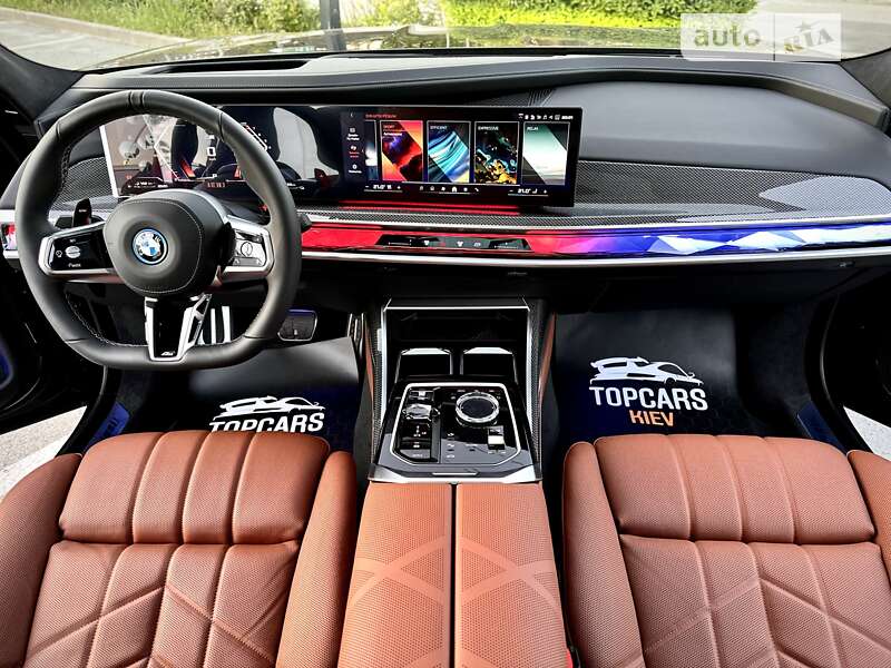 Седан BMW 7 Series 2024 в Киеве