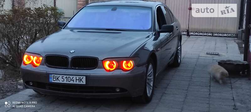 Седан BMW 7 Series 2001 в Києві