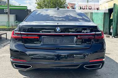 Седан BMW 7 Series 2019 в Тернополе