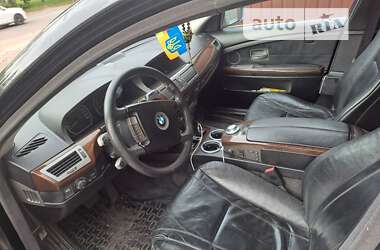 Седан BMW 7 Series 2002 в Києві