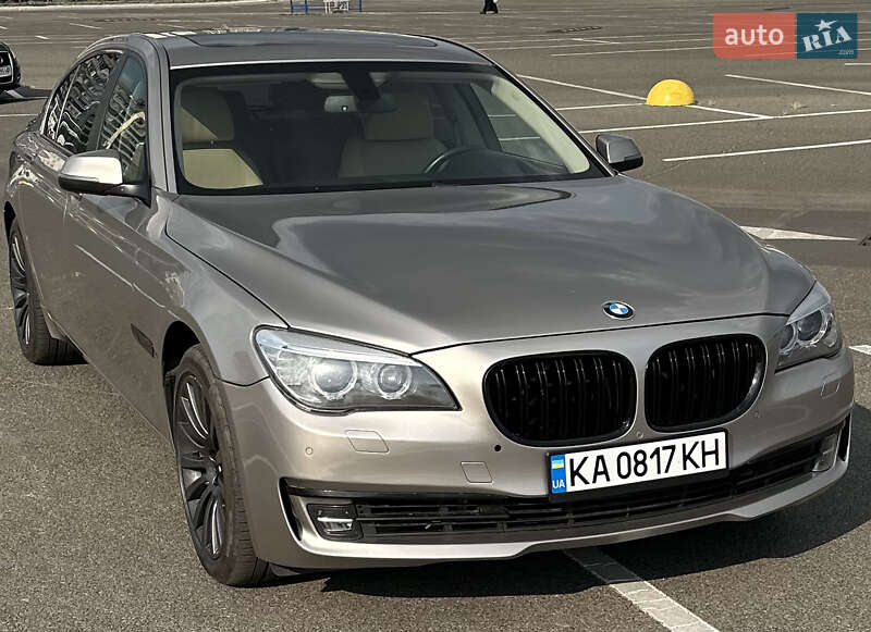 Седан BMW 7 Series 2012 в Києві