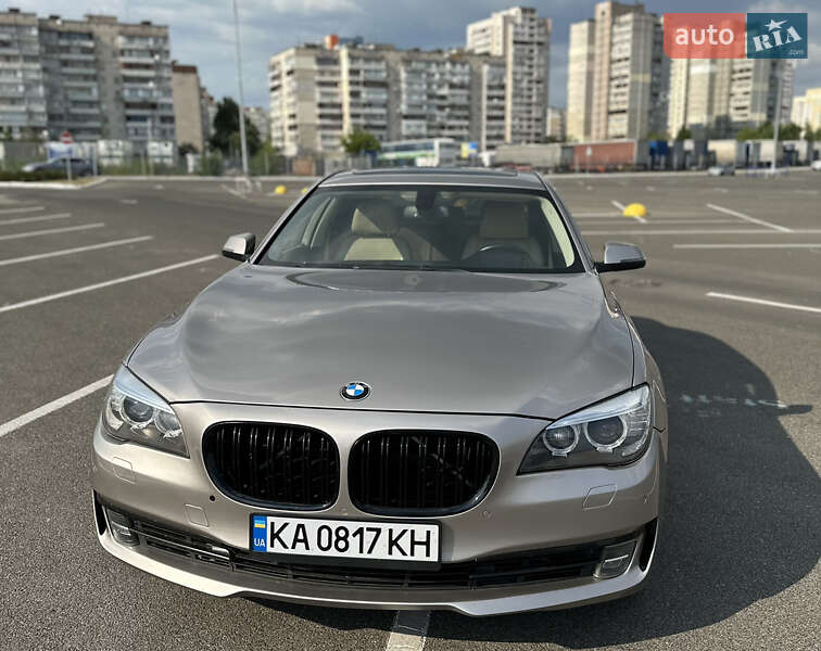 Седан BMW 7 Series 2012 в Києві