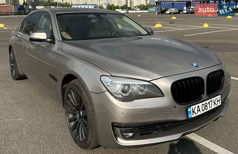 Седан BMW 7 Series 2012 в Києві