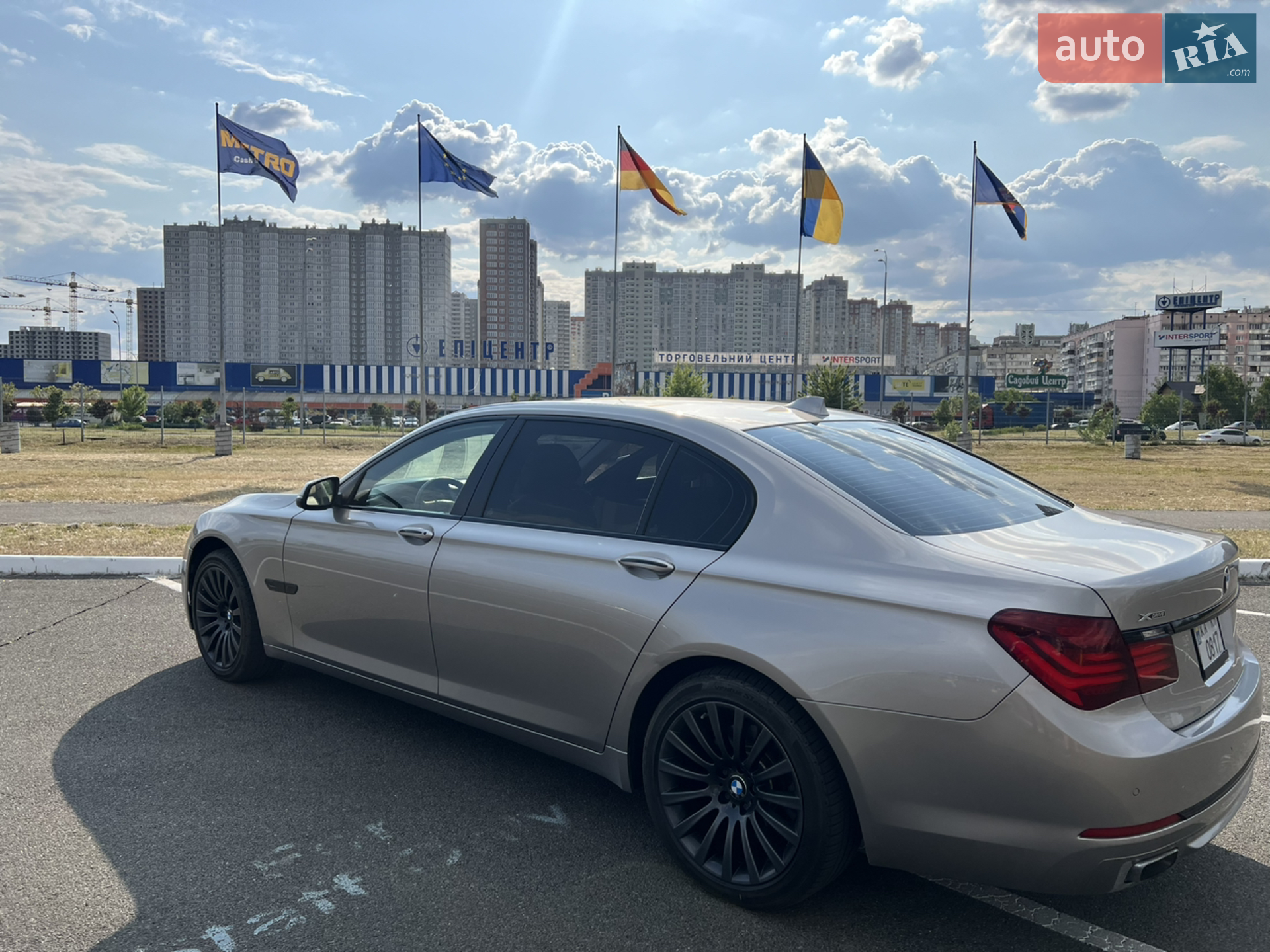 2012 BMW 7er - мініатюра 15