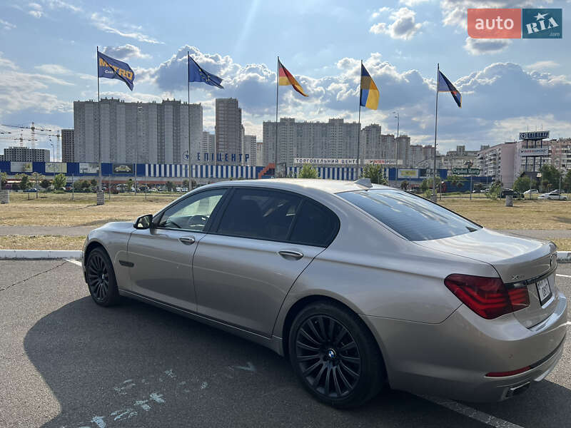 Седан BMW 7 Series 2012 в Києві