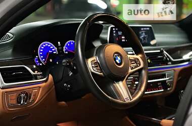 Седан BMW 7 Series 2016 в Киеве