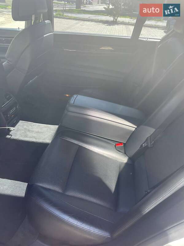 Седан BMW 7 Series 2012 в Івано-Франківську фото 22 Седан BMW 7 Series 2012 в Івано-Франківську