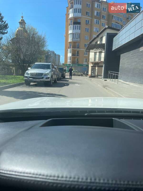 Седан BMW 7 Series 2012 в Івано-Франківську фото 31 Седан BMW 7 Series 2012 в Івано-Франківську