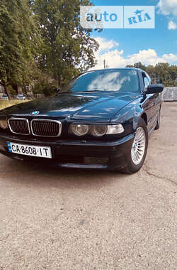 Седан BMW 7 Series 2000 в Смеле