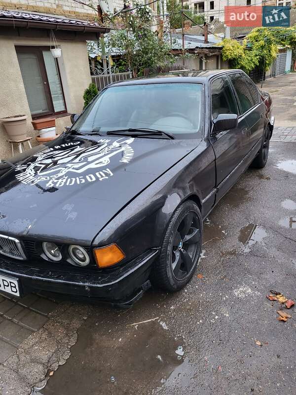 Седан BMW 7 Series 1991 в Одесі