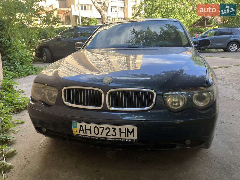 Седан BMW 7 Series 2001 в Киеве