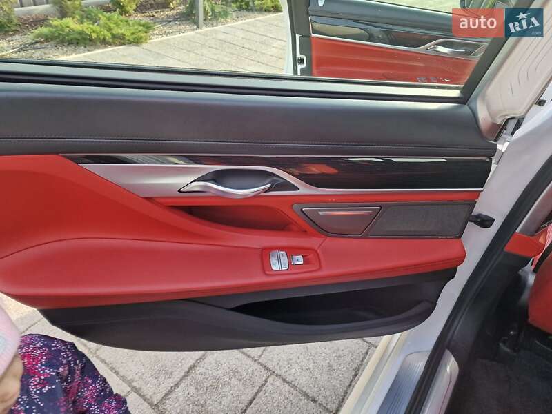 Седан BMW 7 Series 2017 в Киеве фото 20 Седан BMW 7 Series 2017 в Киеве