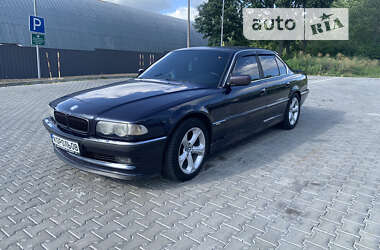 Седан BMW 7 Series 2000 в Чернівцях