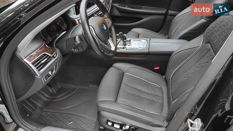 Седан BMW 7 Series 2019 в Нетішині