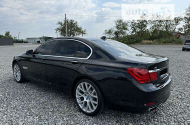 Седан BMW 7 Series 2012 в Чернівцях