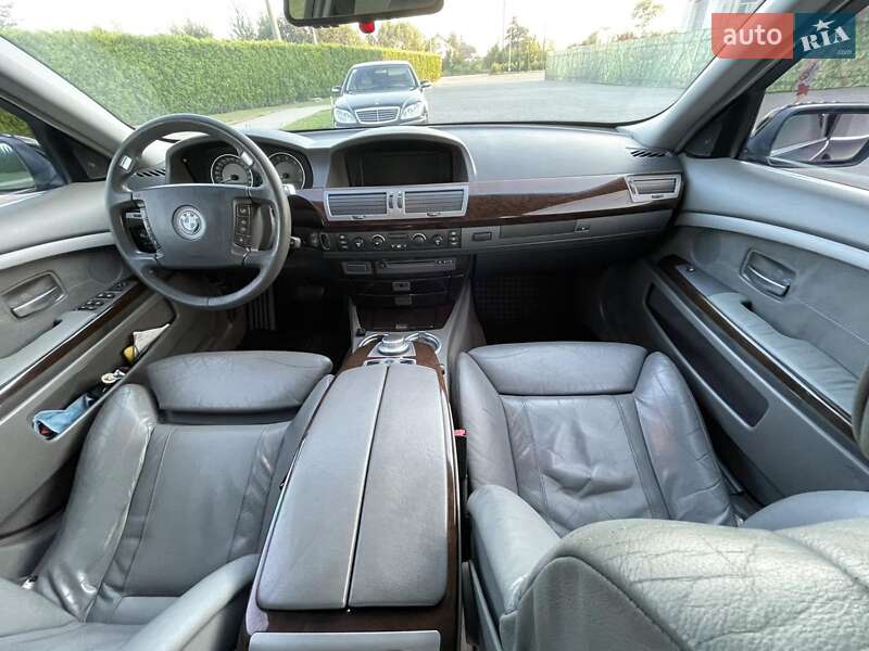 Седан BMW 7 Series 2001 в Львові