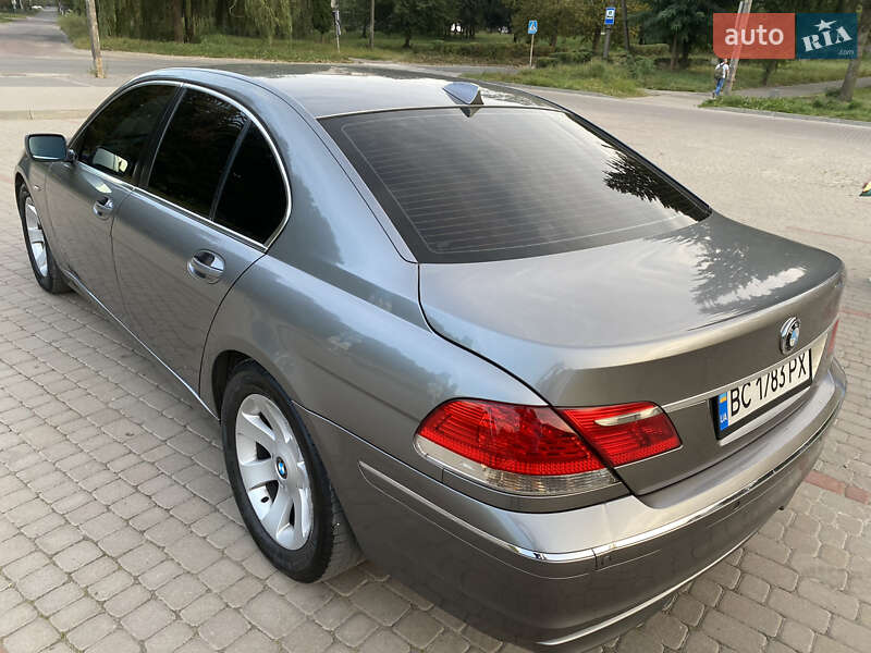 Седан BMW 7 Series 2005 в Новом Роздоле
