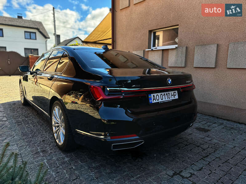 Седан BMW 7 Series 2020 в Мукачево
