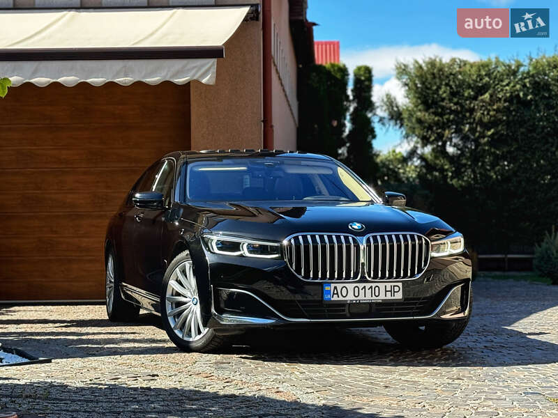 Седан BMW 7 Series 2020 в Мукачево